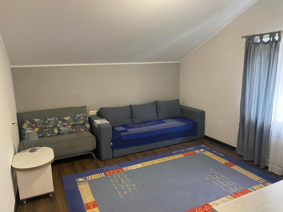 Guest House Olzhycha 45 Б Κίεβο Εξωτερικό φωτογραφία