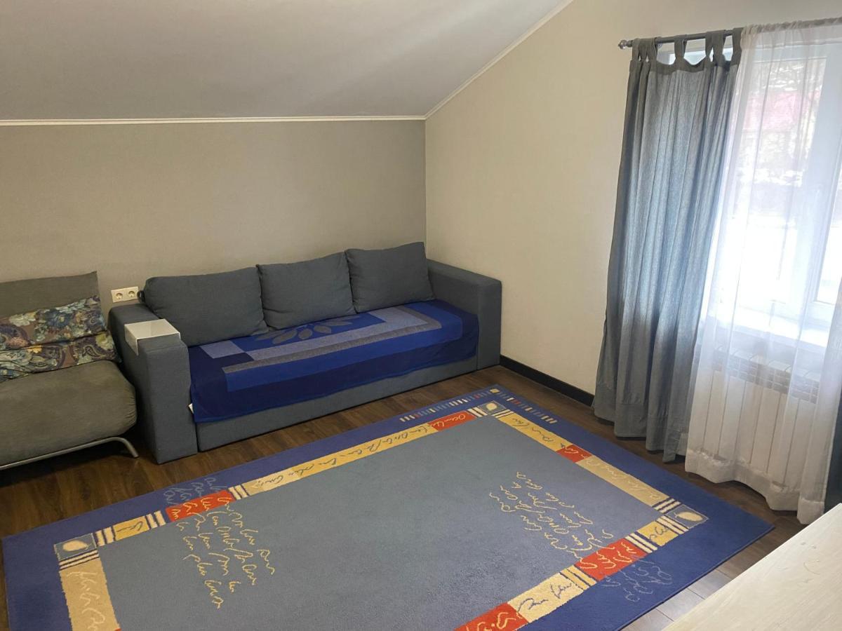 Guest House Olzhycha 45 Б Κίεβο Εξωτερικό φωτογραφία