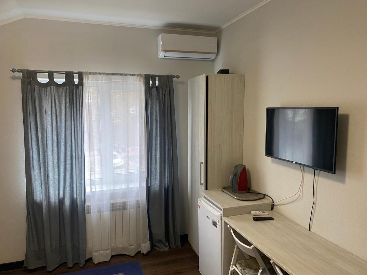Guest House Olzhycha 45 Б Κίεβο Εξωτερικό φωτογραφία